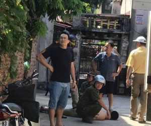 Cụ ông 80 tuổi bất ngờ bị hàng xóm chém tử vong khi đi ăn cưới