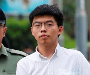Cựu thủ lĩnh sinh viên Joshua Wong lại bị bắt giữ sau khi trở về Hong Kong