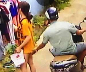Cô gái bị người đàn ông trung niên sàm sỡ giữa ban ngày nhưng lạ thay lại bị cư dân mạng chỉ trích ngược