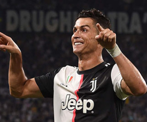 Juve tăng trưởng chóng mặt nhờ Ronaldo