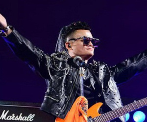 Jack Ma hát rock và khóc trong ngày từ chức chủ tịch Alibaba