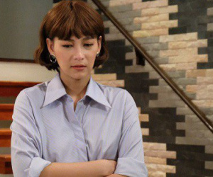 Bồ của chồng vác bụng bầu đến tận nhà ăn vạ, vợ thấy thế cười tươi tuyên bố 'thưởng to', ấy vậy mà ả lại tái mặt chạy thẳng