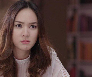 Xem camera ngoài cổng thấy chồng lén lút sang nhà hàng xóm nhiều buổi tối, tôi hùng hổ bắt gian nào ngờ lại tẽn tò xấu hổ