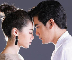 Dù có 'diễn' giỏi đến mấy thì chỉ cần nhìn vào 7 dấu hiệu này,  bạn sẽ biết rõ anh ta có thật sự yêu mình hay không