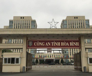 NÓNG: Bắt tạm giam nguyên Trưởng phòng An ninh chính trị nội bộ Công an tỉnh Hòa Bình