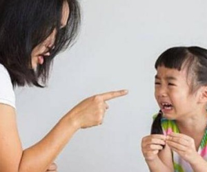 Làm sai bài tập, bé 8 tuổi bị mẹ đánh nhẹ vào đầu ai ngờ tử vong trong nháy mắt