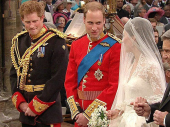 Hoàng tử Harry từng khiến chị dâu Kate 'bật khóc'