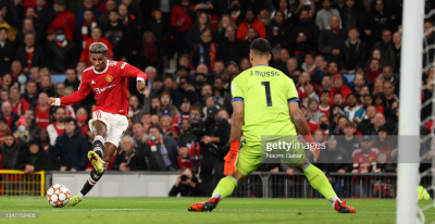 Ronaldo thi triển tuyệt chiêu, Man United lội ngược dòng đầy cảm xúc tại Champions League - 1