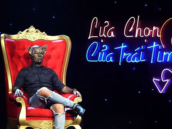 'Lựa chọn của trái tim': Chàng trai bị nghi ngờ 'màu tím' được se duyên với cô gái chuyển giới xinh đẹp