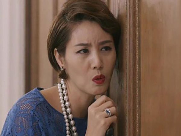 Mẹ chồng hách dịch hơn cả trong phim, con dâu lên kế hoạch khiến bà thay đổi hoàn toàn chỉ sau 1 lần nghe lén