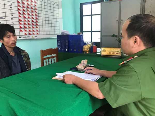 Siêu trộm chống trả quyết liệt khi bị truy bắt
