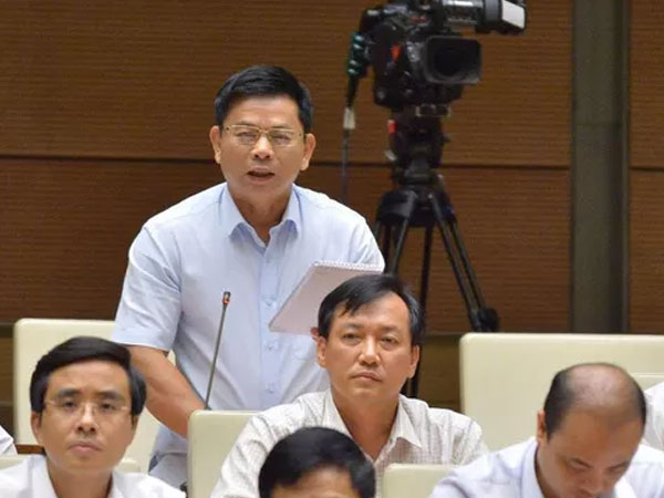 Đại biểu QH chất vấn bộ trưởng Xây dựng về xử lý sai phạm tại tòa nhà 8B Lê Trực