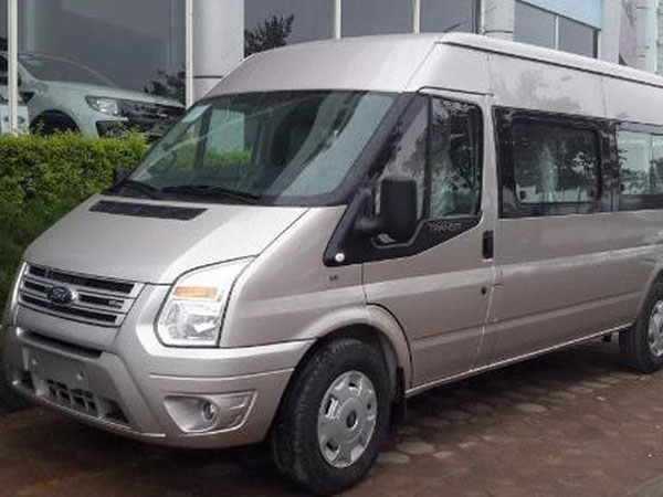 Ford Việt Nam triệu hồi gần 1.400 xe Transit sửa lỗi khí thải