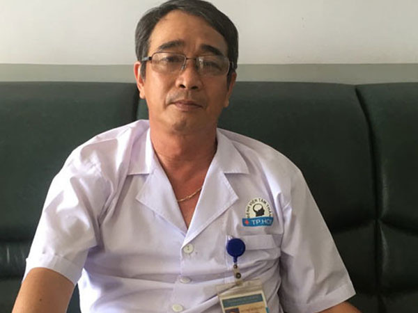 Cảnh ám ảnh nam bác sĩ ngày đầu đến nhận việc ở bệnh viện tâm thần