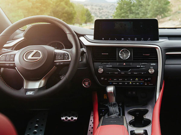 Trải nghiệm nhanh nội thất Lexus RX 2020: Cách thoát vị trí đội sổ của người Nhật