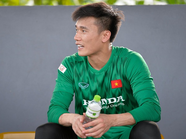 U23 Việt Nam hòa nhạt CLB Viettel trong ngày Bùi Tiến Dũng không thi đấu
