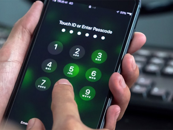Mật khẩu smartphone bị lộ qua âm thanh chạm màn hình