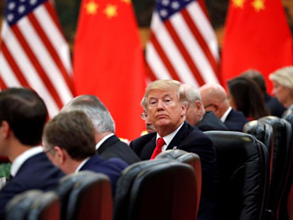 Trump lại dọa áp thêm thuế với 300 tỷ USD hàng Trung Quốc