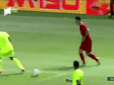 Xem lại pha bỏ bóng tinh tế như Rivaldo của Quang Hải giúp Đức Huy sút tung lưới Curacao