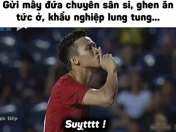 Công Phượng và Quế Ngọc Hải trở thành tâm điểm 'chế ảnh' sau trận chung kết Việt Nam - Curacao