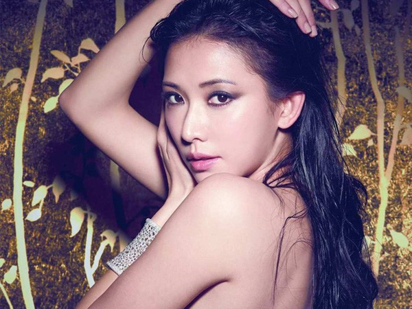 Mỹ nhân được khao khát nhất xứ Đài: Từ chối tỷ phú trăng hoa Hong Kong, U50 lấy chồng kém 8 tuổi