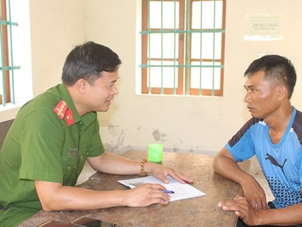 Đạo chích làm cán bộ điều tra bị thương rồi 'đào thoát'