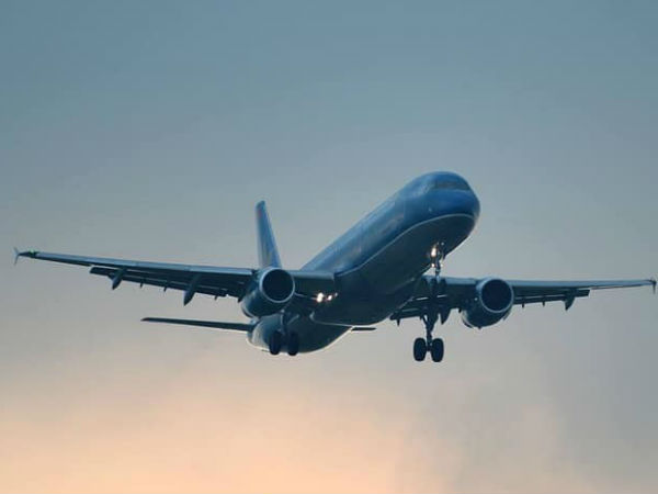 Em bé 2 tuổi hôn mê, máy bay Vietnam Airlines hạ cánh khẩn cấp sau 15 phút bay