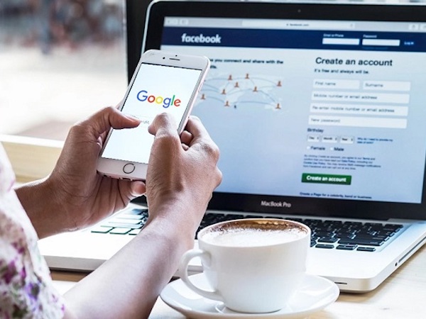 Làm thế nào Facebook tra được từ khóa tìm kiếm của bạn trên Google?