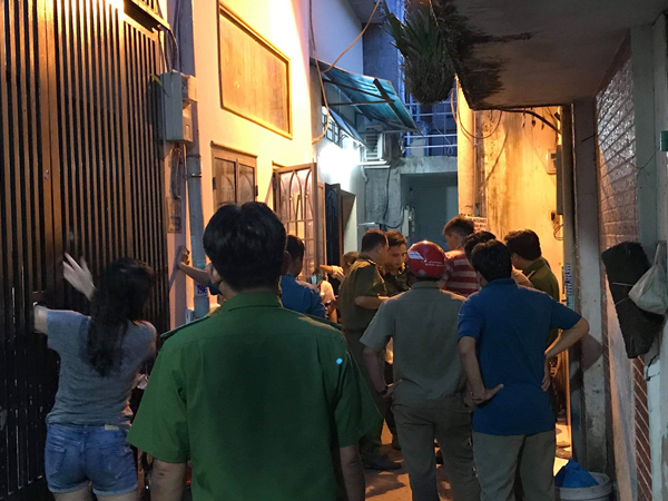 7 bà cháu hôn mê trong căn nhà ở Sài Gòn nghi do ngạt thở, 1 bé đã tử vong