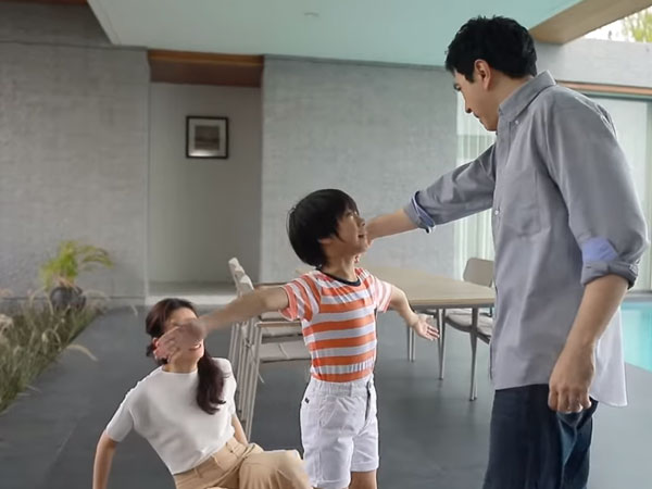 Chồng tuyên bố 'trả về nơi sản xuất', vợ tức mình bỏ ngay về ngoại nhưng không đem theo quần áo mà lại là những thứ hiểm hóc này