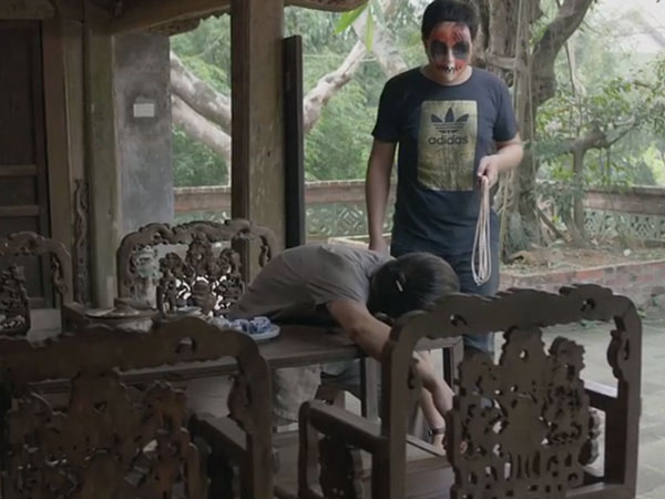 Tình tiết khó tin nhất 'Mê Cung': Không thể ngờ kẻ này giết Việt Sói, dám ngủ với vợ trùm ma túy