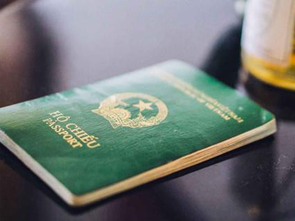 Hủ tục sắp đặt hôn nhân ở Hong Kong: Cô dâu khóc 3 ngày 3 đêm trước khi kết hôn, cả đời hát bài ca oán trách người mai mối