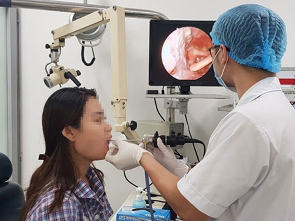 Cô gái Hải Phòng không nói được, sụt 14kg trong 1 năm chỉ từ vết loét nhỏ