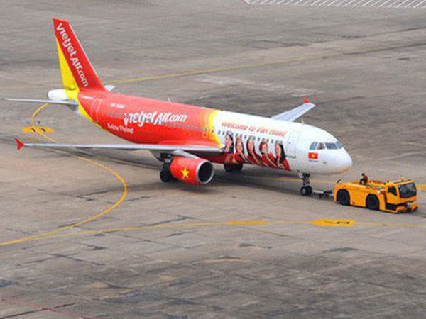 Vietjet bác thông tin phi công đình công dẫn đến delay và hủy chuyến hàng loạt
