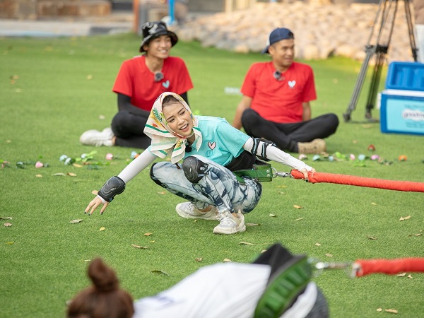 Running Man: Thua toàn tập nhưng cặp đôi 'tiên đồng ngọc nữ' Sam - Jun Phạm vẫn làm fan cười ngất