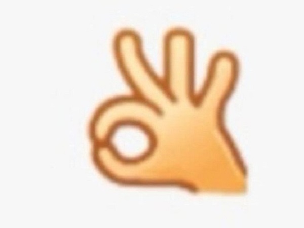 Nữ nhân viên bị đuổi việc thẳng cẳng vì 'dám' trả lời sếp bằng emoji 'OK'