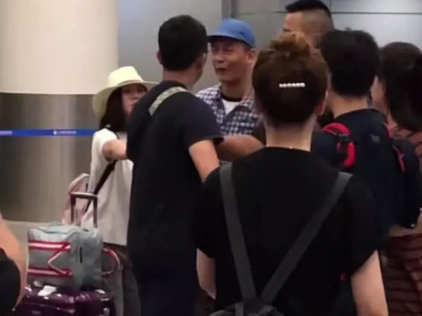 'Đệ nhất sát gái' Hong Kong Trần Quán Hy lại gây tranh cãi khi gây sự, cãi nhau giữa nơi công cộng