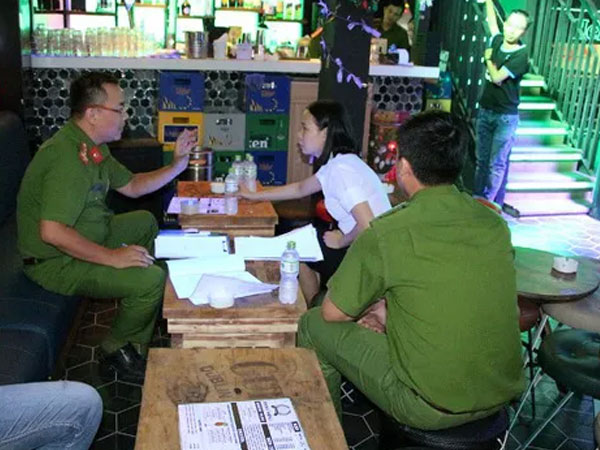Công an đồng loạt cắt 'vòi bạch tuộc bóng cười' tại trung tâm TP HCM
