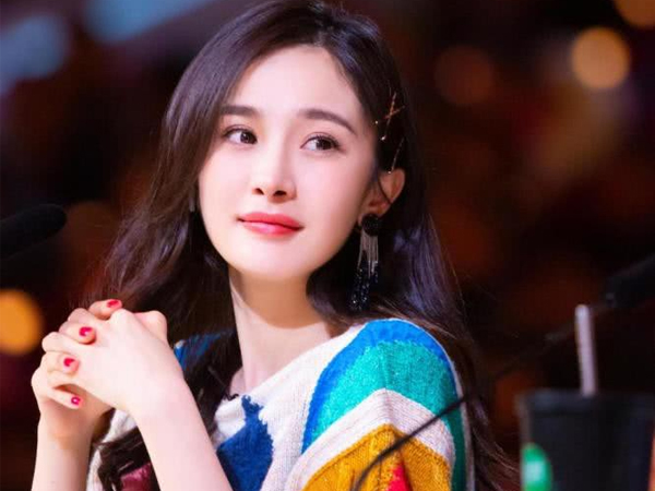 Dương Mịch xinh đẹp xuất thần sau khi được 'minh oan' chuyện cặp kè Hoắc Kiến Hoa