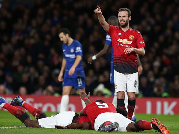 Juan Mata bất ngờ gia hạn hợp đồng với MU