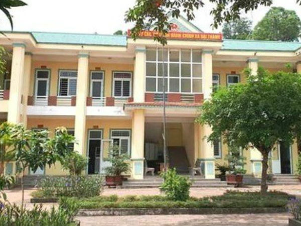 Chủ tịch xã bỗng 'mất tích' bí ẩn sau khi nhờ người nộp đơn từ chức