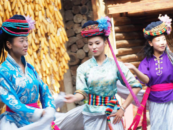 Chuyện không tưởng về 'Tây Lương Nữ Quốc' đời thực: Phụ nữ nắm toàn quyền, đàn ông chỉ có giá trị 'hiến tinh trùng'