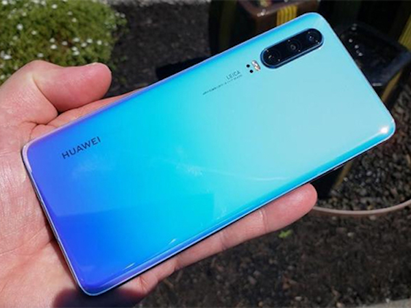 Huawei P30 Pro bị FedEx từ chối vận chuyển đến Mỹ