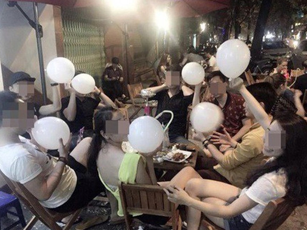 Bóng cười được mua bán công khai, vận chuyển tận nơi chỉ bằng một cú gọi điện thoại 'đặt hàng' như thế nào?