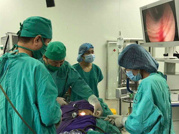 Quảng Ninh: Một bé trai 3 tuổi phải cắt thận trái, bác sĩ khuyên các cha mẹ đừng bỏ qua những biểu hiện này của con