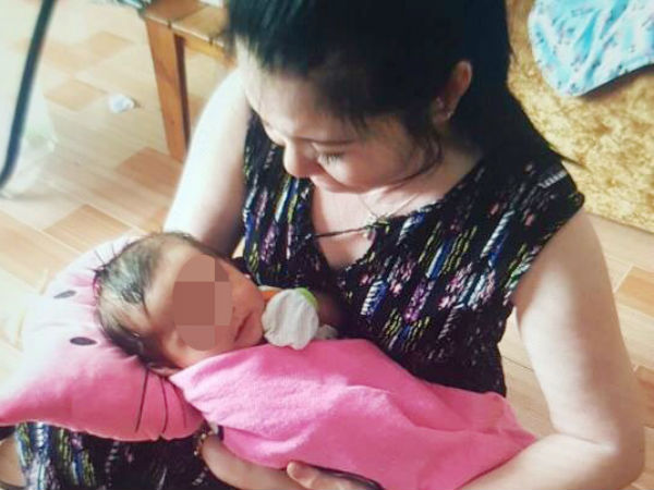Nỗi đau bà nội hụt trước kết quả ADN con gái nuôi của nữ chủ tịch phường