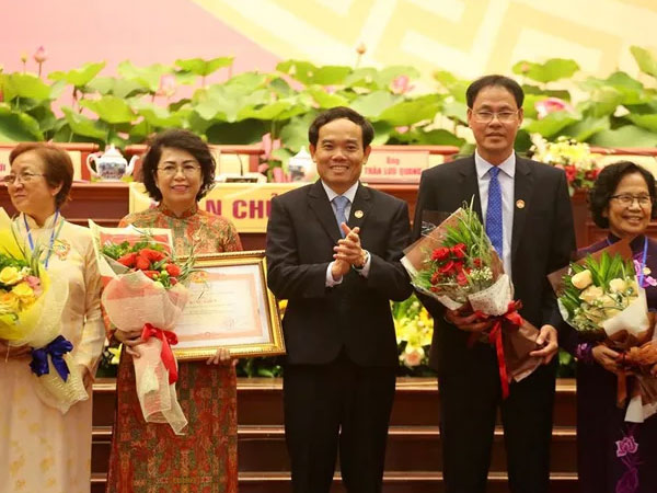 Danh sách 8 Phó Chủ tịch không chuyên trách Ủy ban MTTQ TP HCM