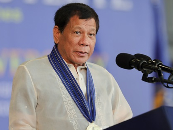Duterte: Hiến pháp chỉ là mảnh giấy lộn nếu chiến tranh với Trung Quốc
