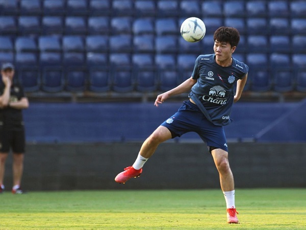 Báo Thái chỉ ra nguyên nhân khiến Buriram United sớm thanh lý hợp đồng với Xuân Trường