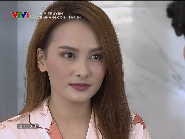 'Về nhà đi con': Vừa phải 'hầu' chồng đi với gái vừa nhận được ảnh ngoại tình, phản ứng của Thư gây xót xa cực độ